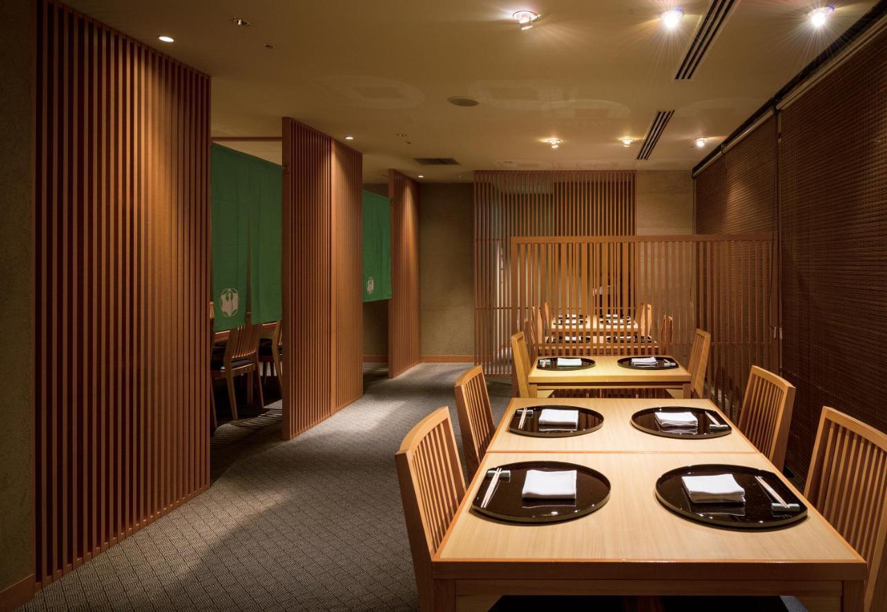 Hotel Associa Сидзуока Экстерьер фото Interior of a restaurant in Tokyo