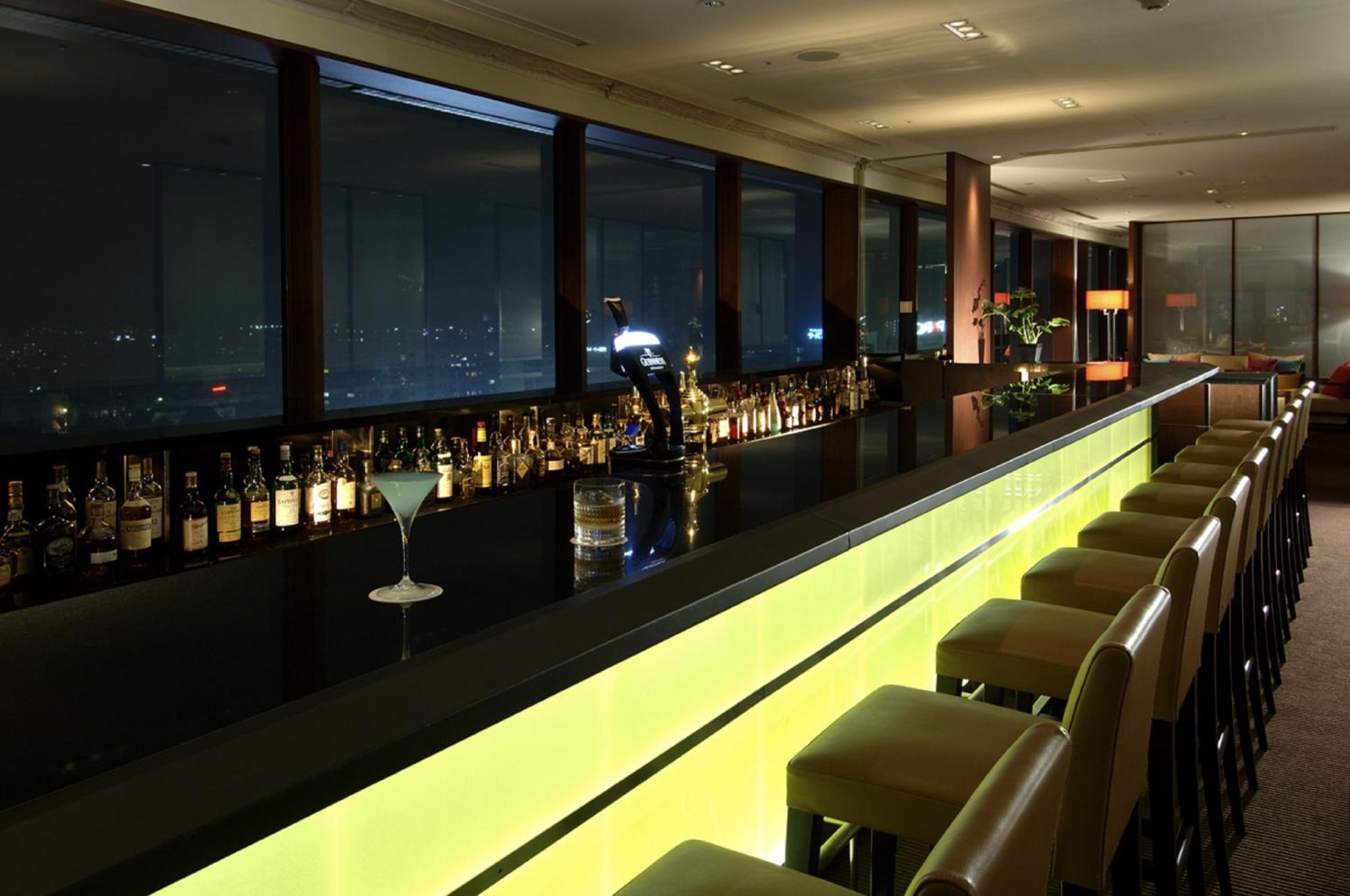 Hotel Associa Сидзуока Экстерьер фото Skyline Bar