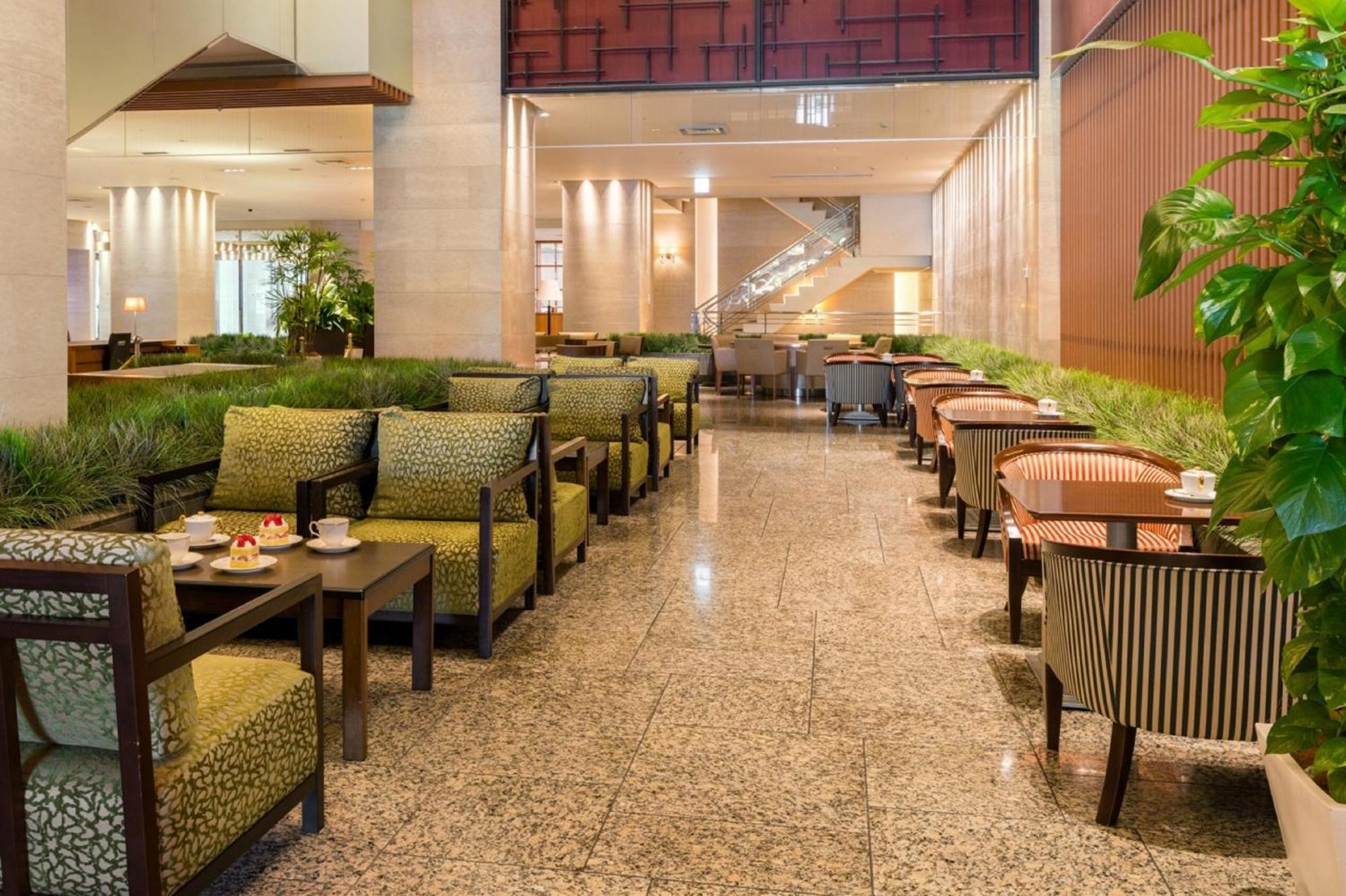 Hotel Associa Сидзуока Экстерьер фото The lobby lounge